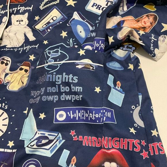 Taylor Swift Midnights Two Piece Pajama Sleep Set Large - Picture 16 of 16